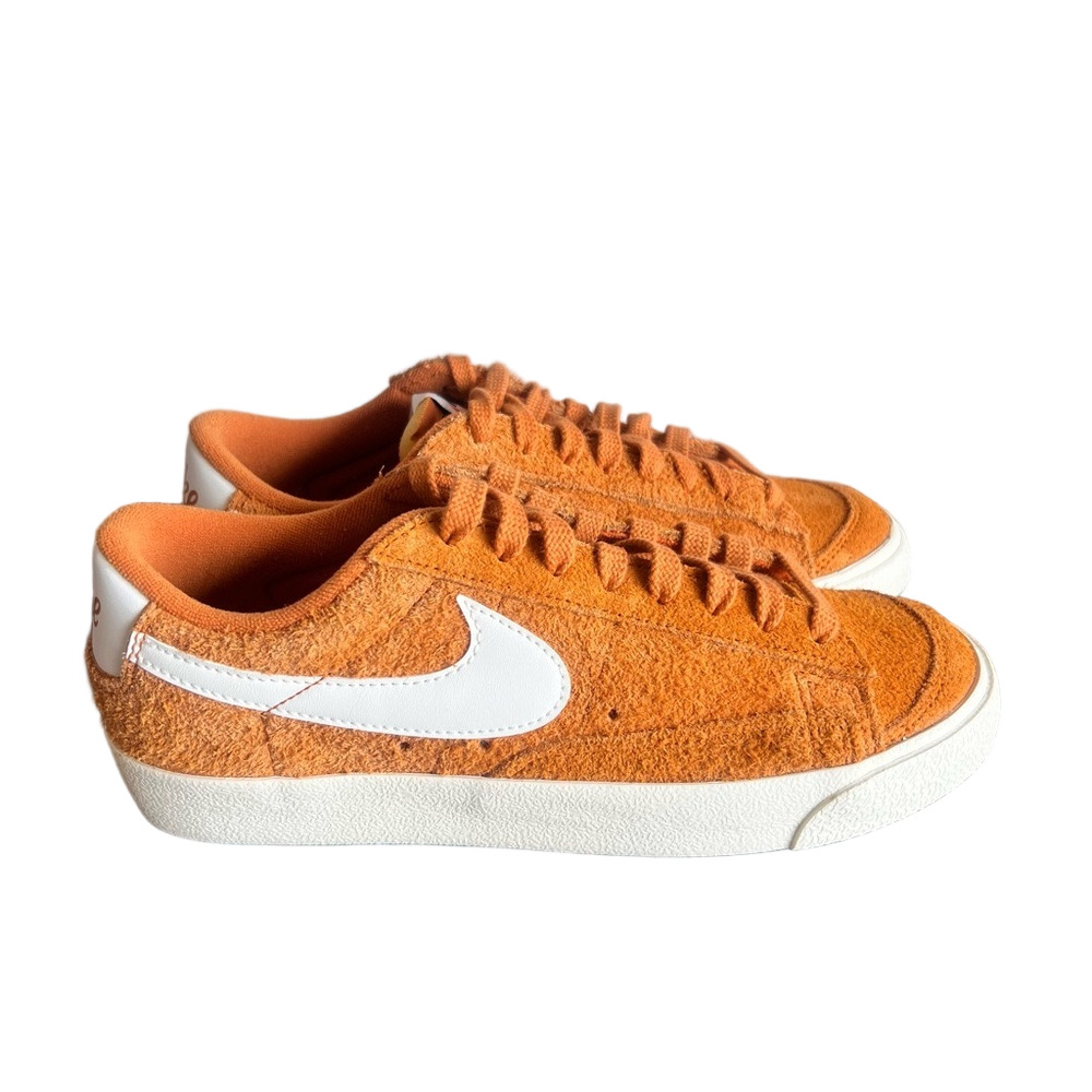 NIKE NEW Women's Blazer Low '77 Monarch Shoe Size 7.5 #B1897